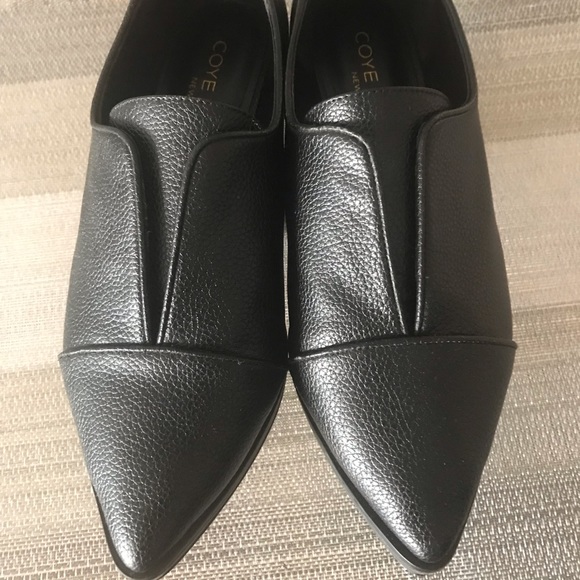 Pointy leather shoes - Picture 1 of 6